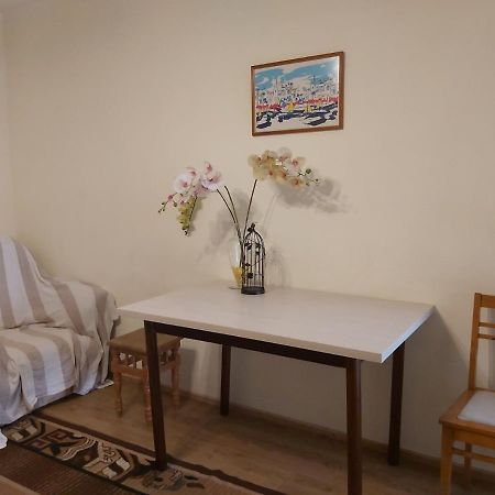 Однокомнатная В Центре 敖德萨 外观 照片